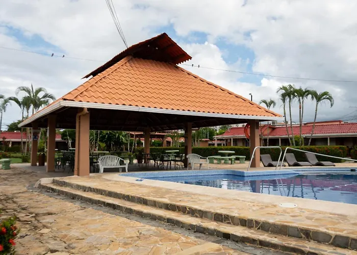 Couples Villas Beach Condo B42 1Bd Near Ocean