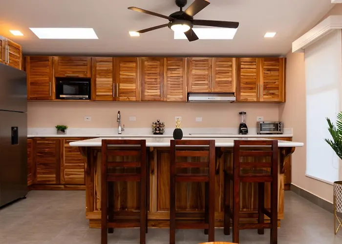 Couples Villas Beach Condo B42 1Bd Near Ocean