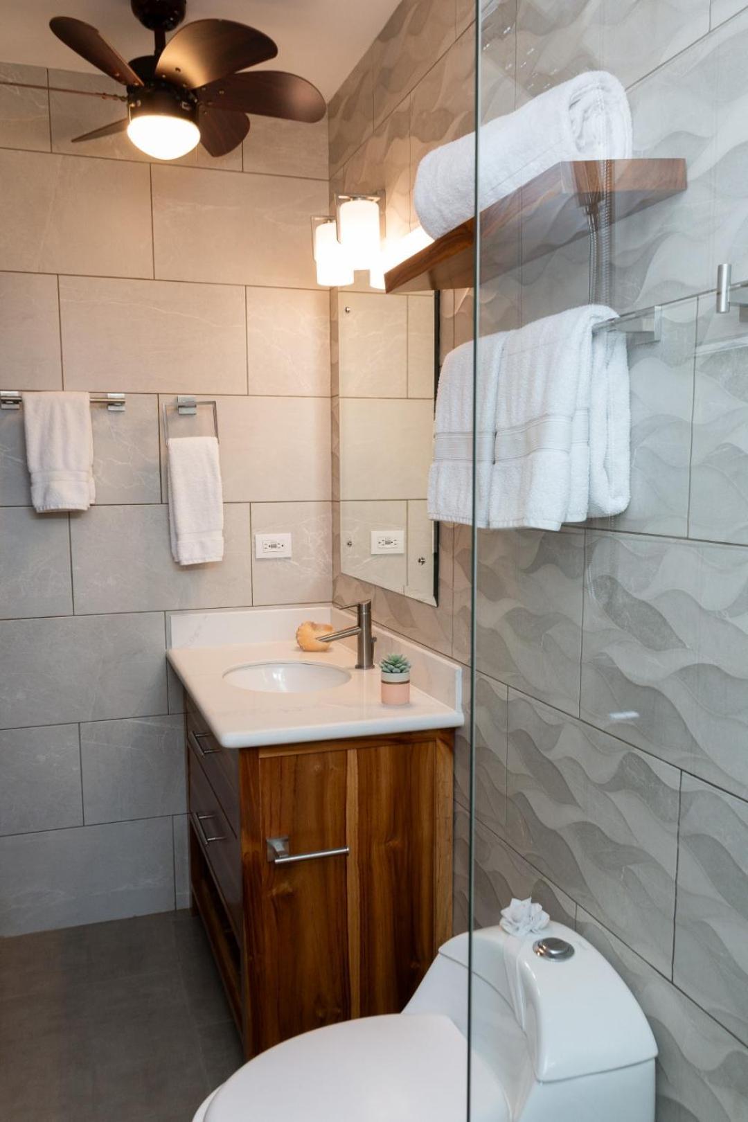 Apartment Couples B42 1bd Near Ocean Jaco