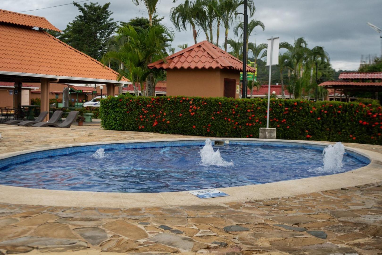 Couples B42 1bd Near Ocean * Jaco